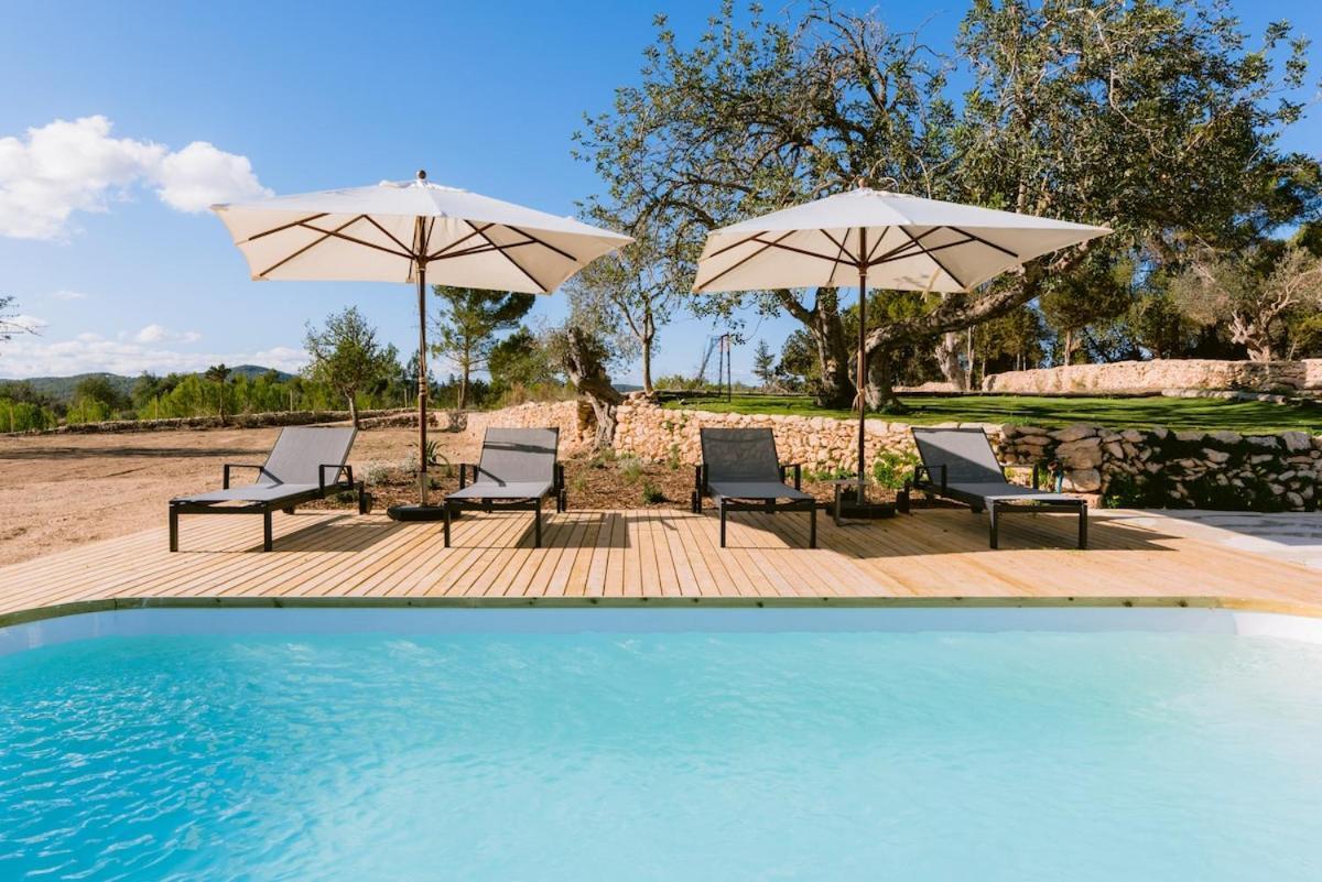 Es Pujolet Renovada 100 Porcien Un Refugio De Paz En El Corazon De Ibiza Piscina Ac Diseno Tranquilidad El Verdadero Ibiza Villa *